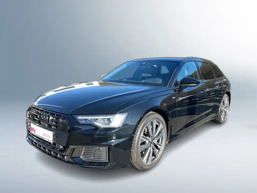 Das Bild zeigt einen schwarzen AUDI A6 Avant von der Seite. Es enthält das Händlerlogo und markante Texteinblendungen.