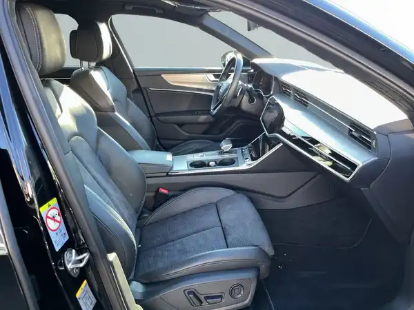 AUDI A6 AVANT (17/19)