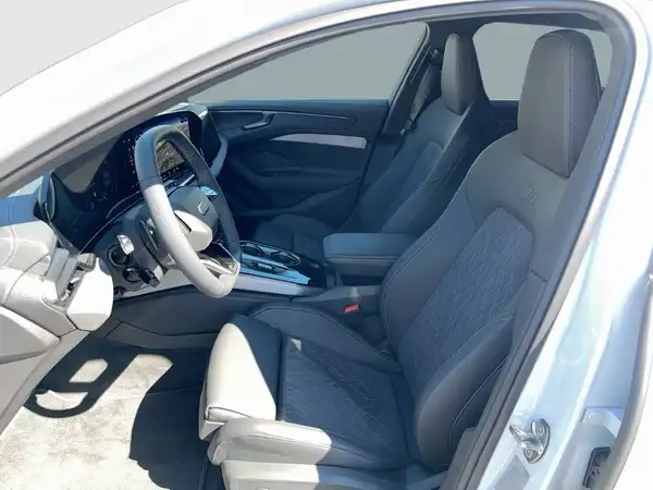 AUDI A6 AVANT (11/23)