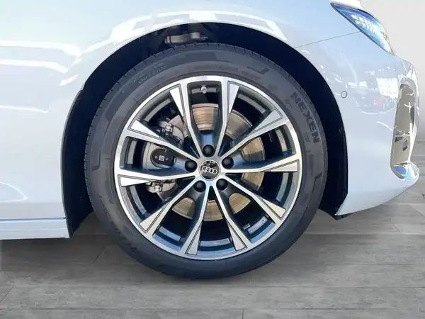 AUDI A6 AVANT (9/23)