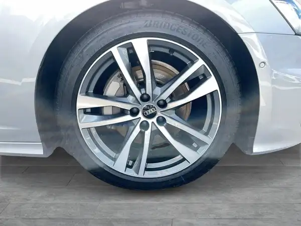 AUDI A6 AVANT (9/18)