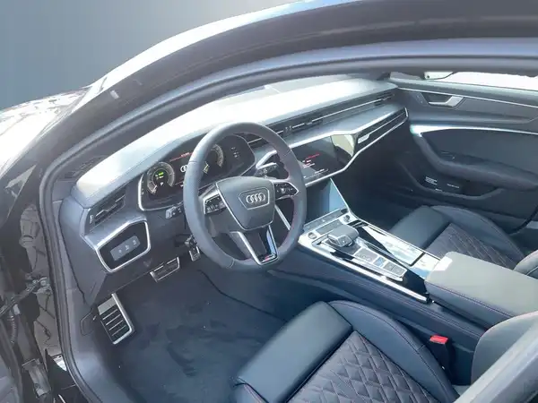 AUDI A6 AVANT (10/14)