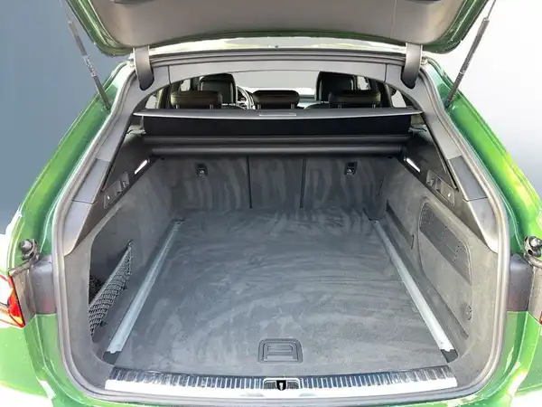 AUDI S6 AVANT (16/20)