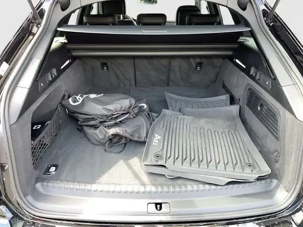 AUDI A6 AVANT (15/23)
