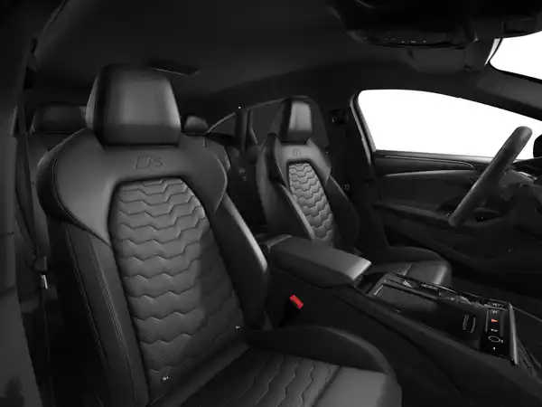 AUDI A6 AVANT E-TRON (8/10)