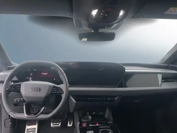 AUDI A6 AVANT E-TRON (13/21)