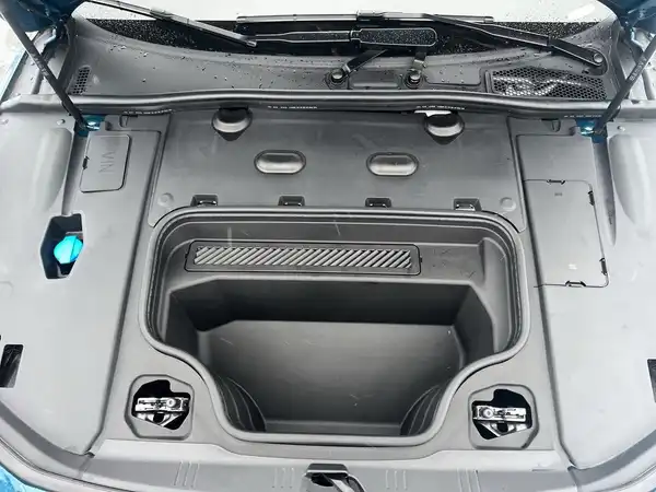 AUDI A6 AVANT E-TRON (17/21)