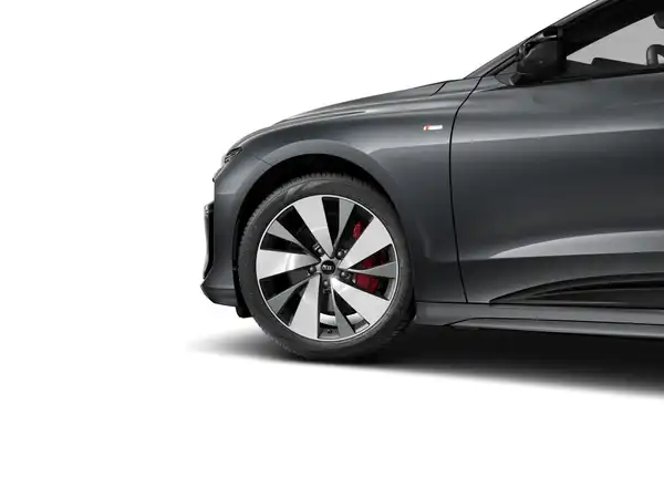 AUDI A6 AVANT E-TRON (2/10)