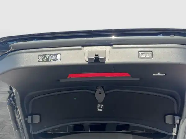 AUDI A6 AVANT E-TRON (18/24)