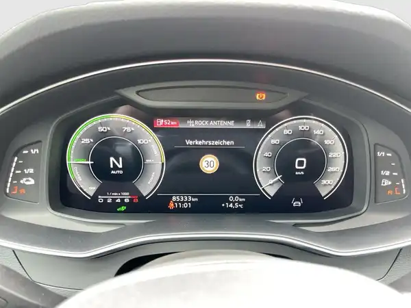 AUDI A6 AVANT (13/24)