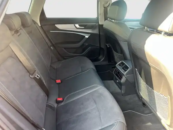 AUDI S6 AVANT (16/20)