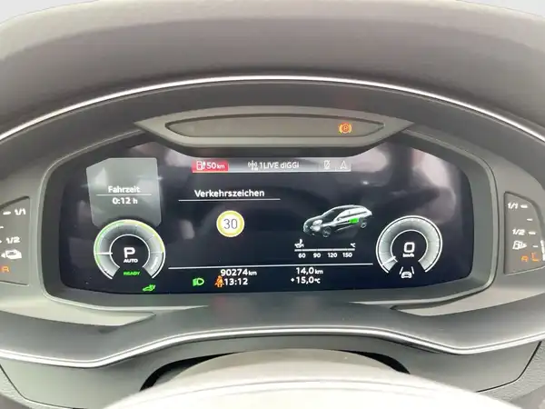 AUDI A6 AVANT (13/24)
