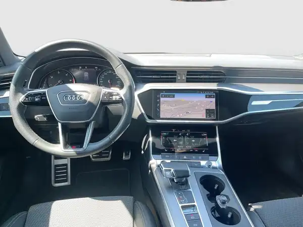 AUDI A6 AVANT (13/21)