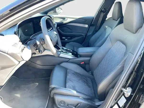 AUDI A6 AVANT (11/22)