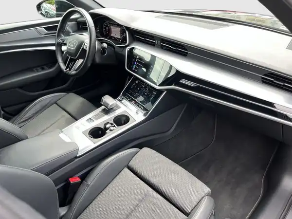 AUDI A6 AVANT (17/24)