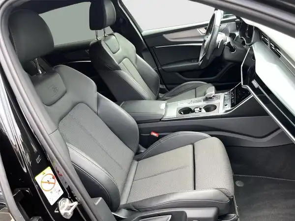 AUDI A6 AVANT (18/24)