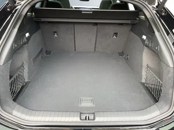 AUDI A6 AVANT E-TRON (14/17)