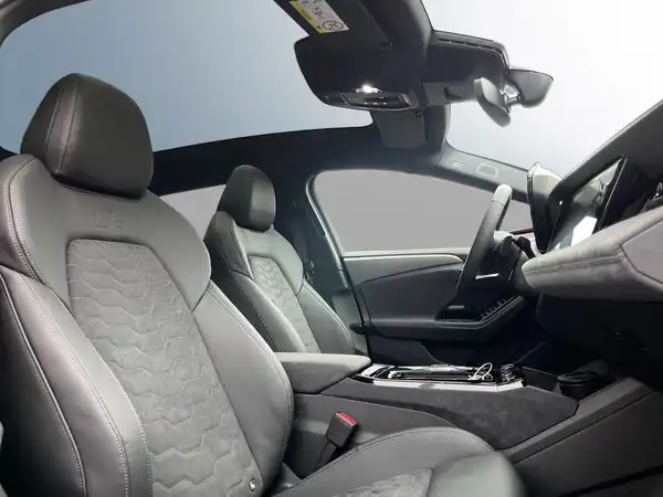 AUDI A6 AVANT E-TRON (15/17)