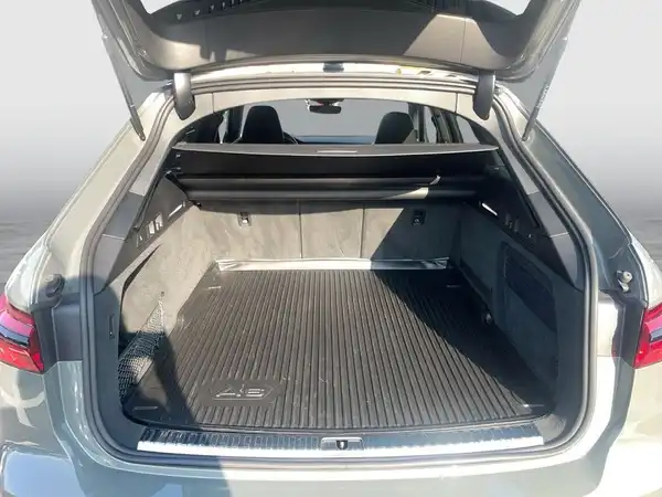 AUDI S6 AVANT (15/21)