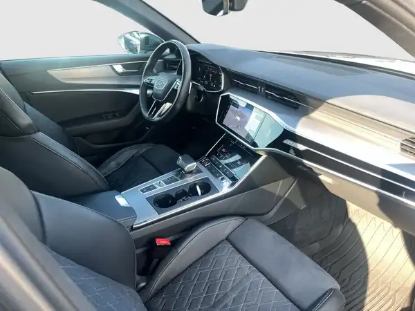 AUDI S6 AVANT (18/21)