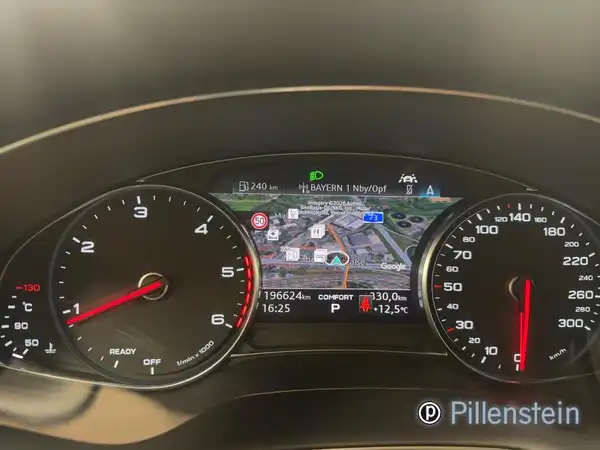 AUDI A6 AVANT (14/16)