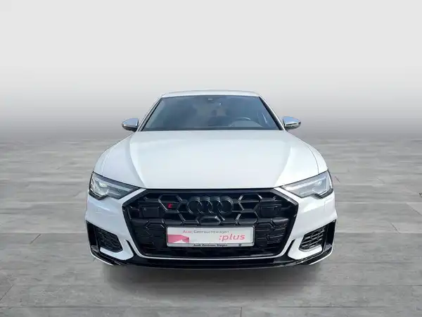 AUDI S6 LIMOUSINE (10/21)