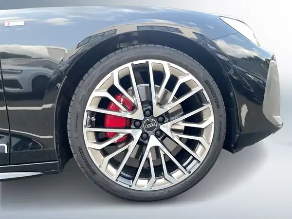 AUDI A6 AVANT (6/17)