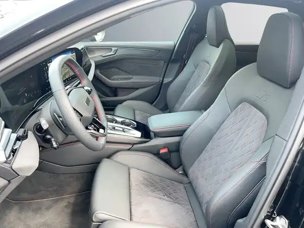 AUDI A6 AVANT (10/17)