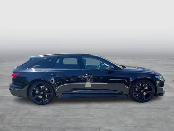 AUDI RS6 AVANT (9/24)