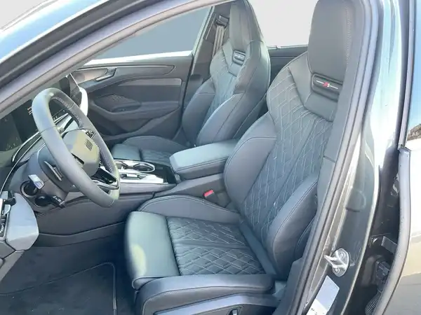 AUDI A6 LIMOUSINE (11/19)