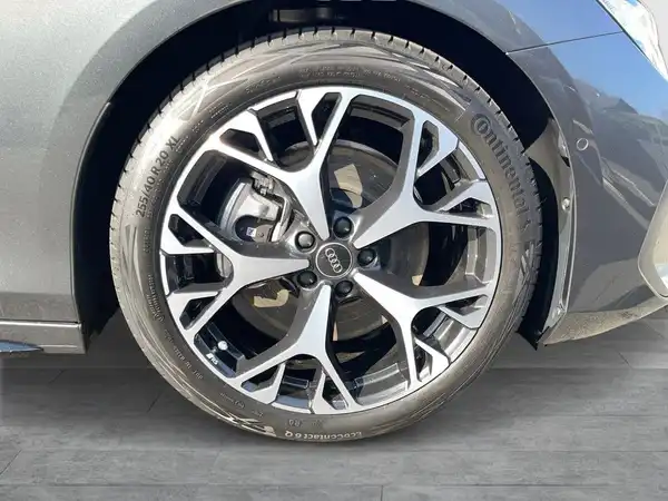AUDI A6 LIMOUSINE (9/19)