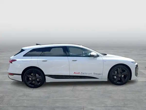 AUDI A6 AVANT E-TRON (6/22)