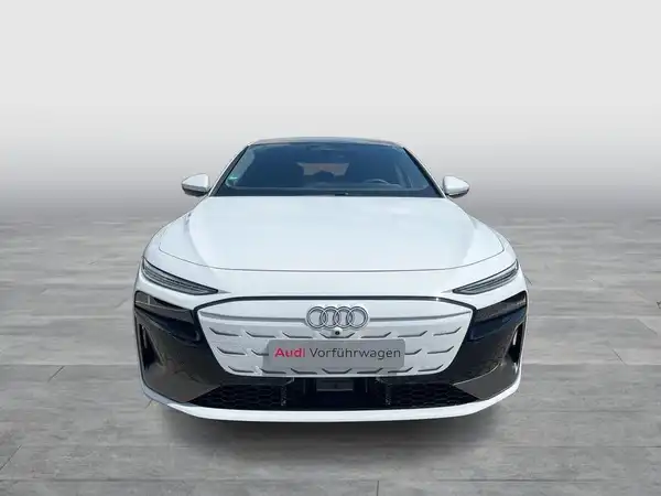 AUDI A6 AVANT E-TRON (10/22)
