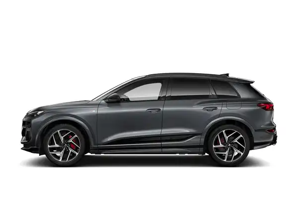 AUDI E-TRON (4/10)