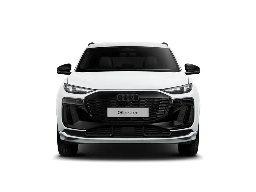 Das Bild zeigt einen weißen Audi Q6 e-tron von vorne.
