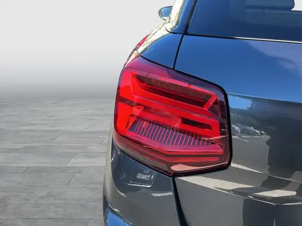 AUDI Q2 (21/24)