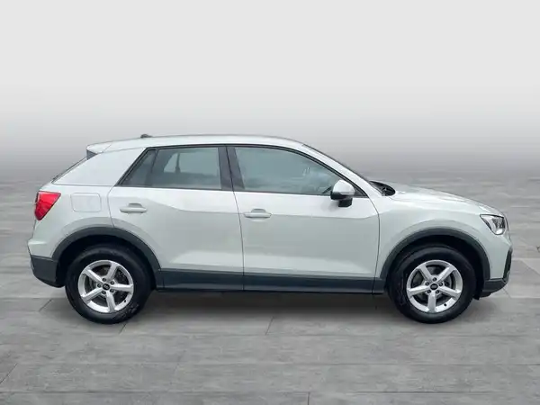 AUDI Q2 (6/20)