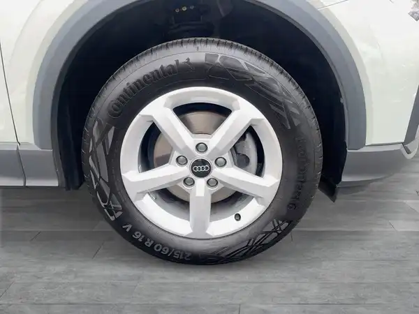 AUDI Q2 (9/20)