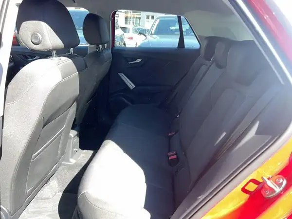 AUDI Q2 (15/24)