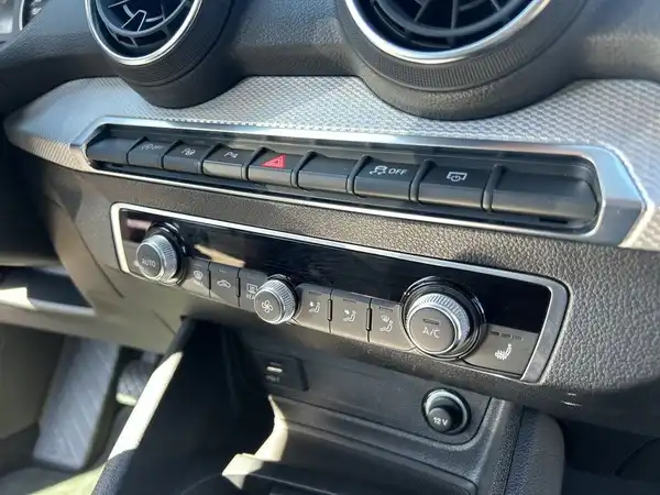 AUDI Q2 (23/24)