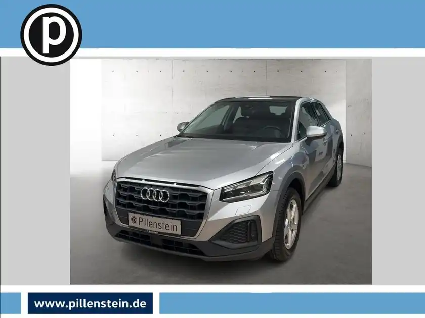 AUDI Q2 (1/17)