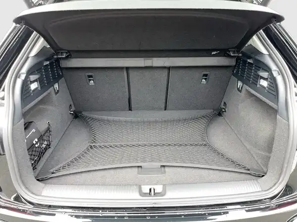AUDI Q2 (15/22)