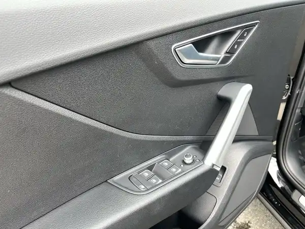 AUDI Q2 (20/22)