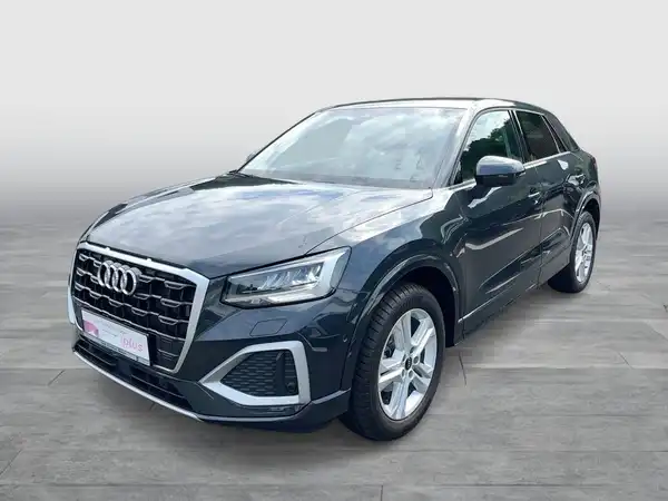 AUDI Q2 (1/22)