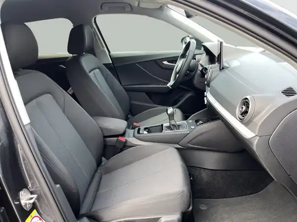 AUDI Q2 (17/22)