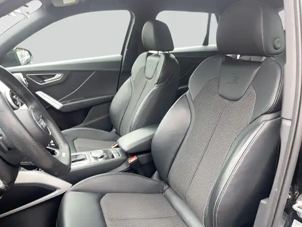 AUDI Q2 (11/21)