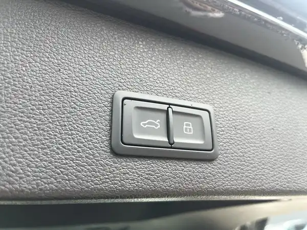 AUDI Q2 (16/21)