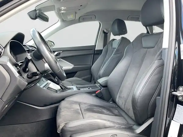 AUDI Q3 SPORTBACK (12/19)