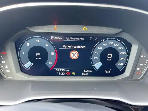 AUDI Q3 SPORTBACK (13/19)