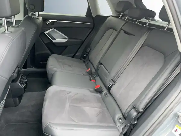 AUDI Q3 (15/19)